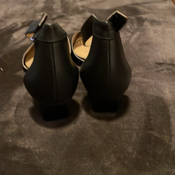 Franco Sarto Black Wedge Heeled Shoes with Elegant Design - Picture 3 of 5